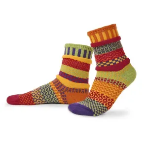 Daffodil Mismatched Crew Socks