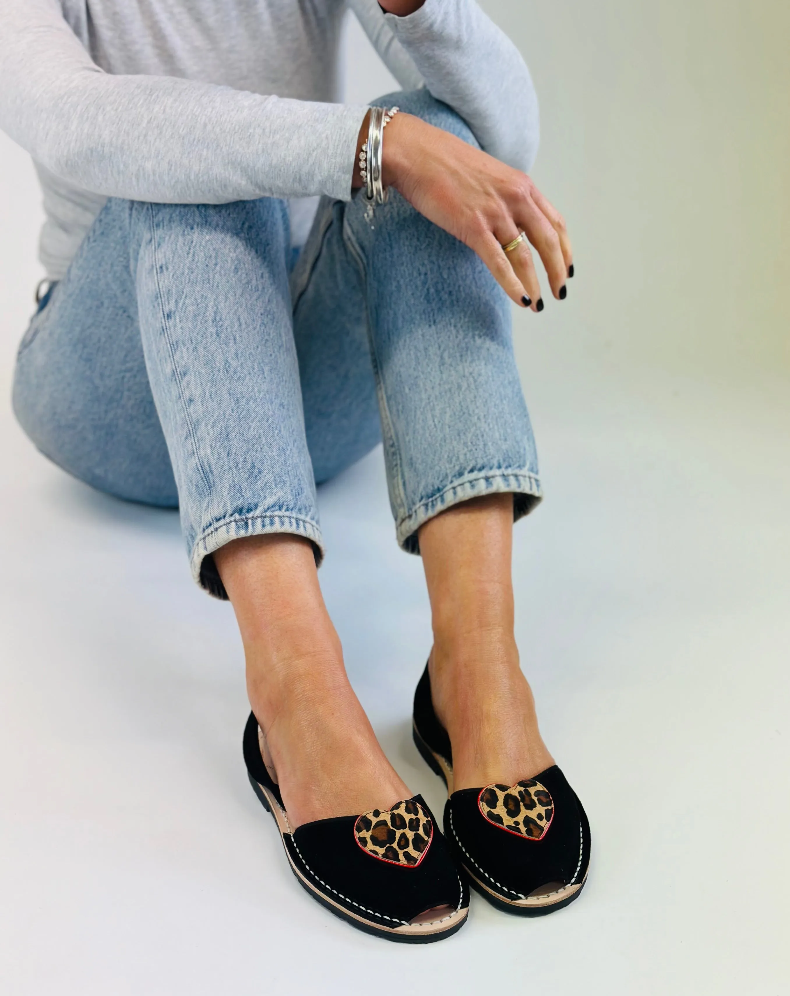 SAMPLE SALE Leopard Heart Avarcas SIZE 39