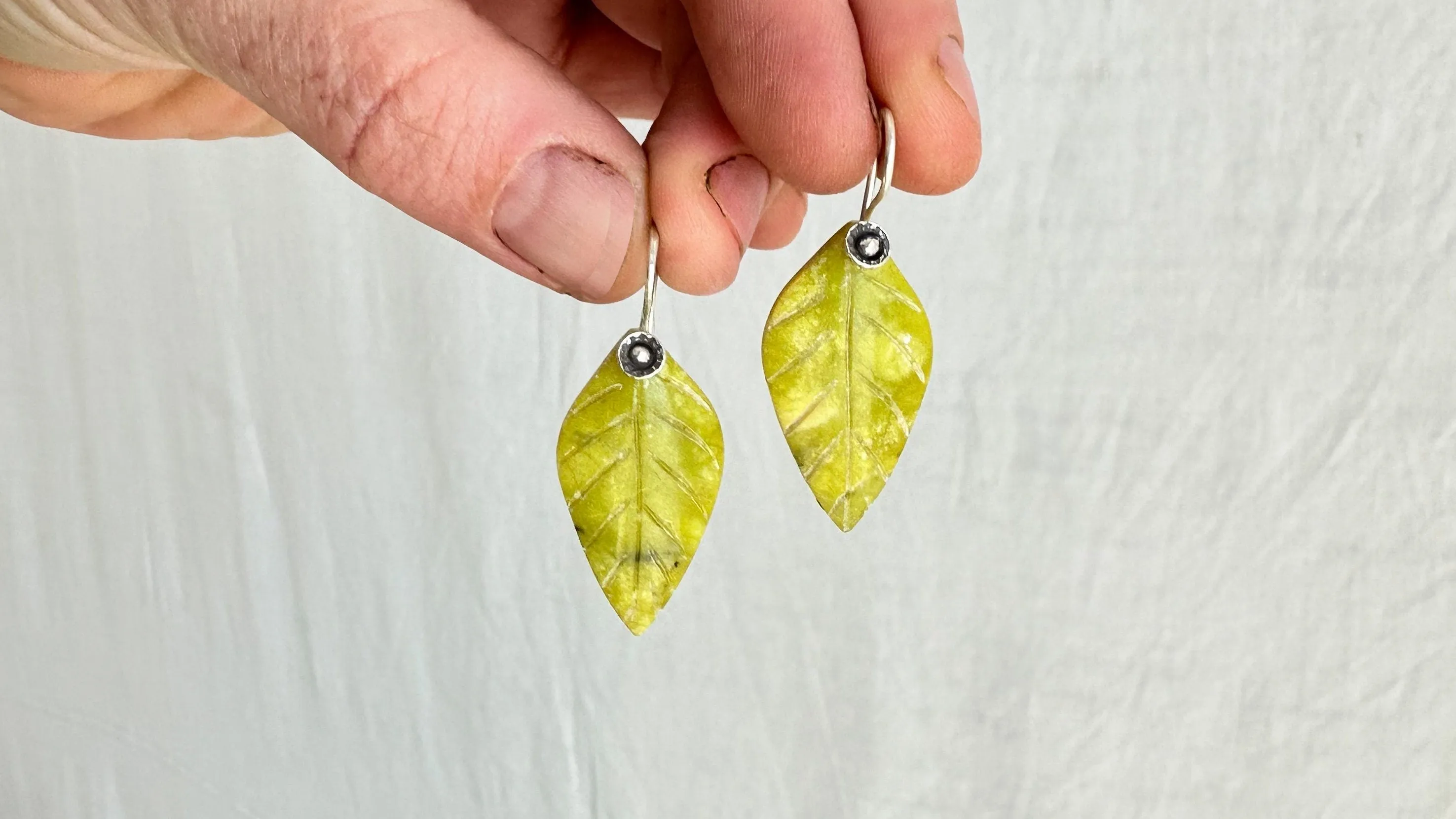 Serpentine Flower Earrings. Sterling Silver. 2250